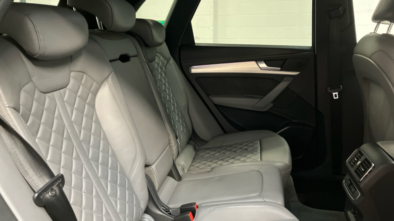 Audi Q5 2.0 TDI Quattro S Line 5dr S Tronic Diesel Estate